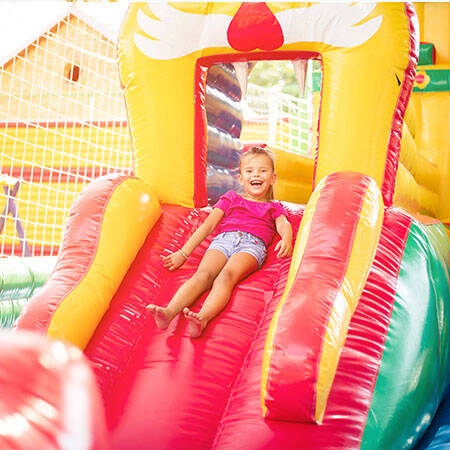 Bouncy castle Campsite Les Jardins du Morbihan Monterblanc Homair